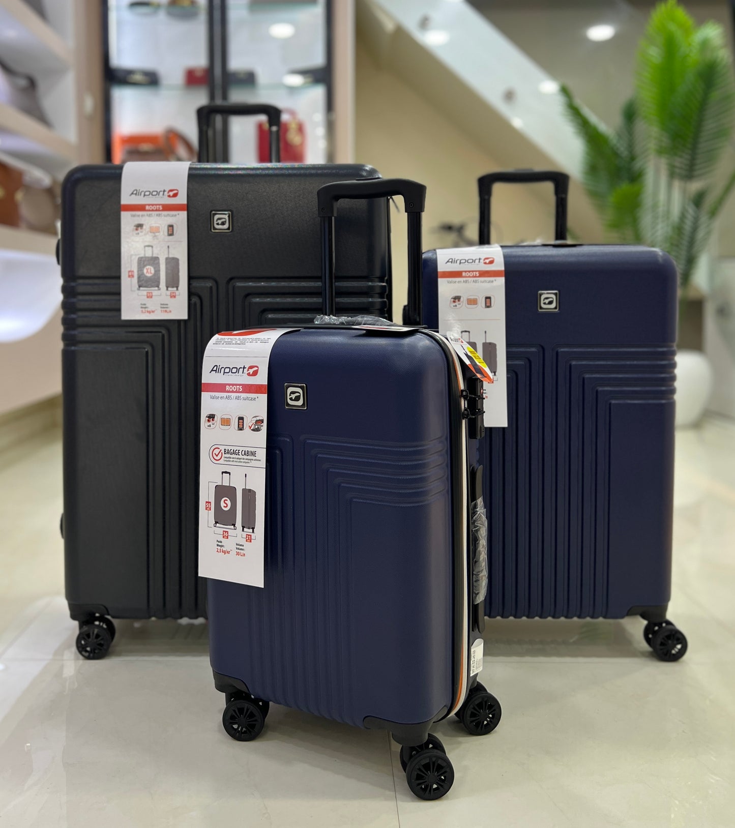 AIRPORT série de 3 valises originales ( CABINE bleu + M noir + XL noir )